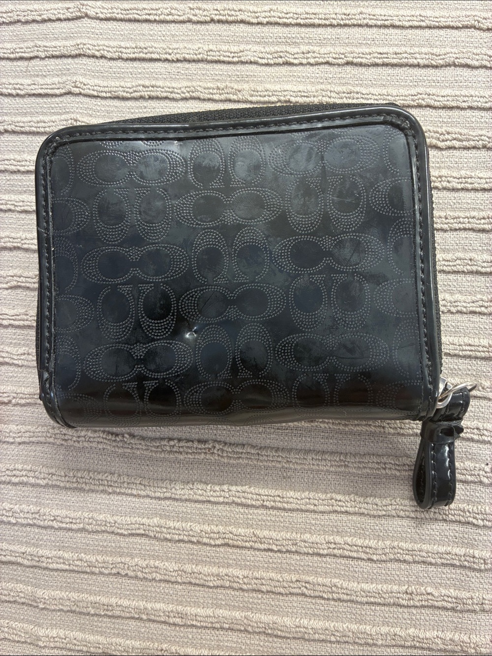 Coach Black Signature Patent Wallet with Heart Medallion - Picture 2 of 3